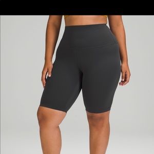 Lululemon biker shorts align 8”